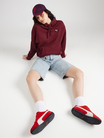 PUMA Свитшот 'ESS' в Красный
