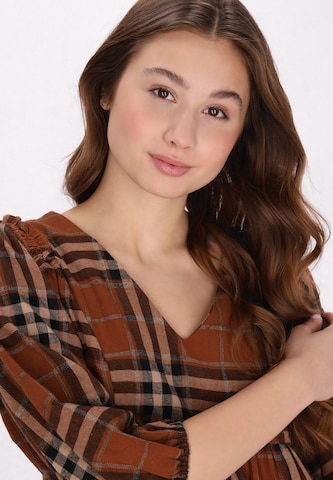 MYMO Jurk in Bruin