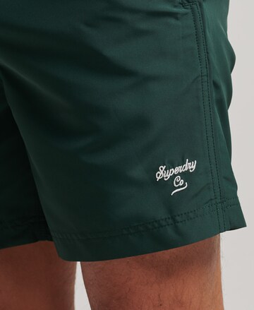 Shorts de bain Superdry en vert