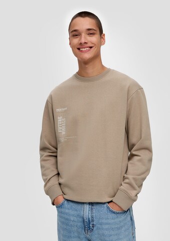 QS Sweatshirt in Brown: front