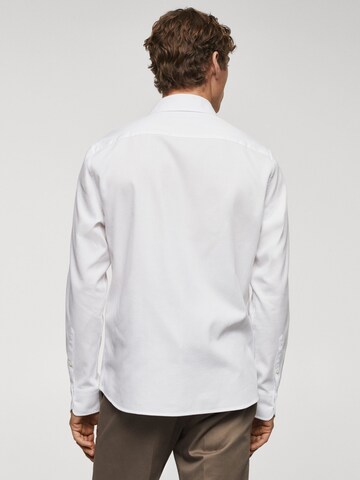 Coupe regular Chemise 'Arthur' MANGO MAN en blanc