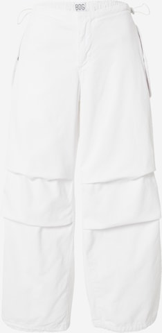 BDG Urban Outfitters - Tapered Calças em branco: frente