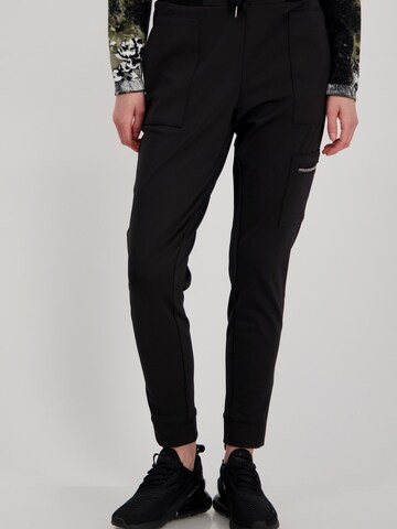 monari Tapered Trousers in Black: front