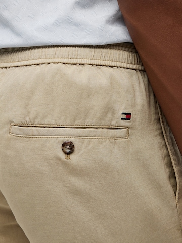 TOMMY HILFIGER Regular Shorts in Beige
