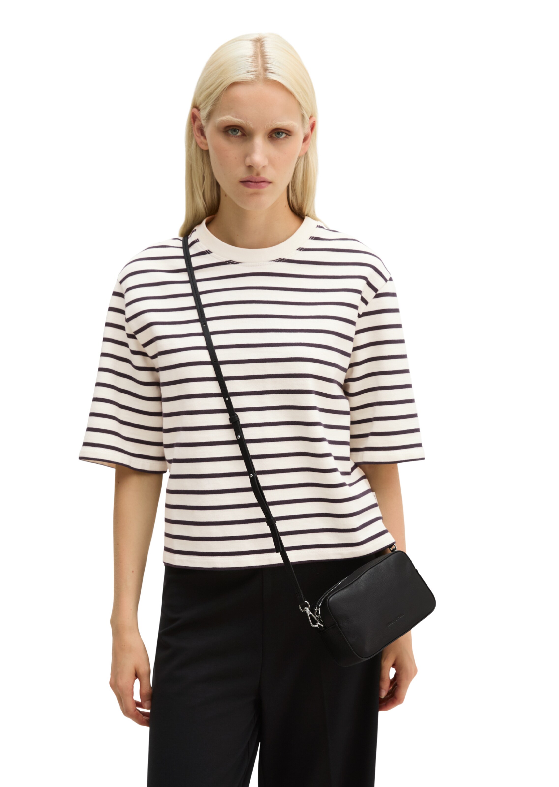 Marc O'Polo Crossbody Bag in Black: front