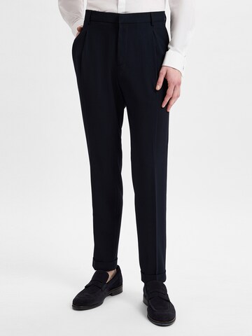 BENVENUTO Regular Pleat-Front Pants 'Torino' in Blue: front