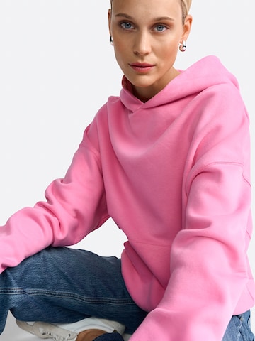 Rich & Royal Sweatshirt in Pink