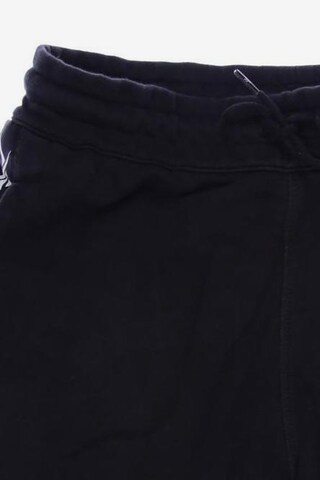Reebok Shorts in 31-32 in Black