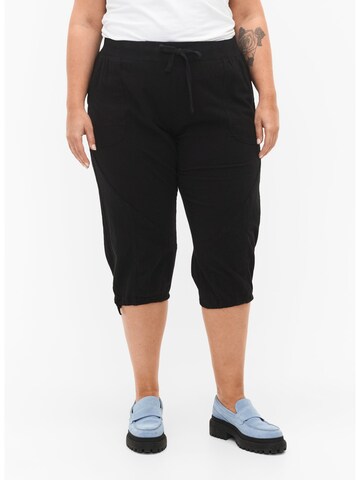 Zizzi - Loosefit Pantalón 'Jeasy' en negro: frente