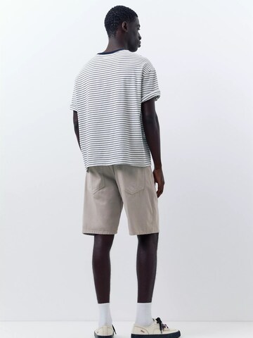 Pull&Bear Lużny krój Jeansy w kolorze szary