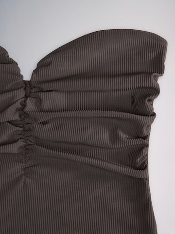 Bandeau Costum de baie întreg de la The Set pe maro