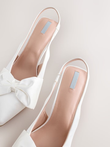 Next - Zapatos destalonado en blanco