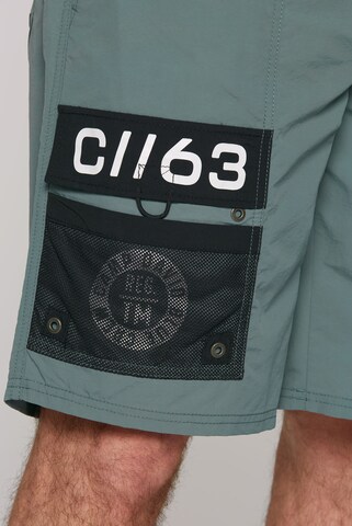 Pantaloncini da bagno di CAMP DAVID in verde