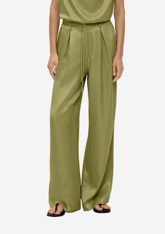 s.Oliver BLACK LABEL Wide leg Pleat-Front Pants in Green: front