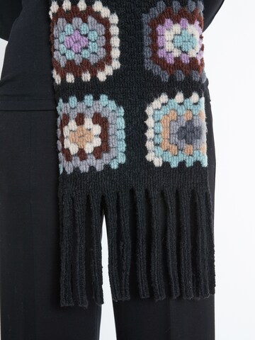 Ana Alcazar Scarf 'Sabata' in Black