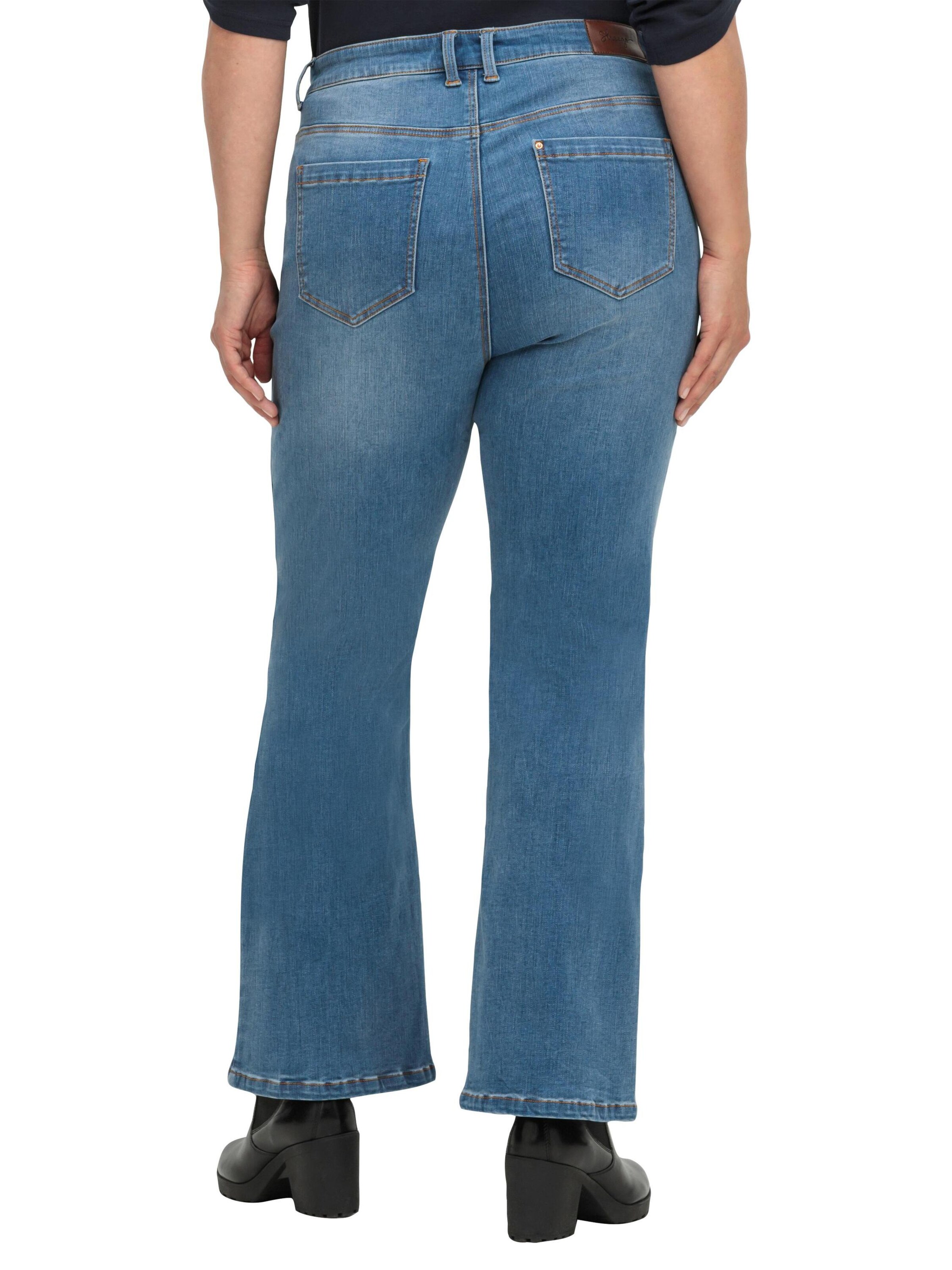 SHEEGO Bootcut Džínsy - Modrá