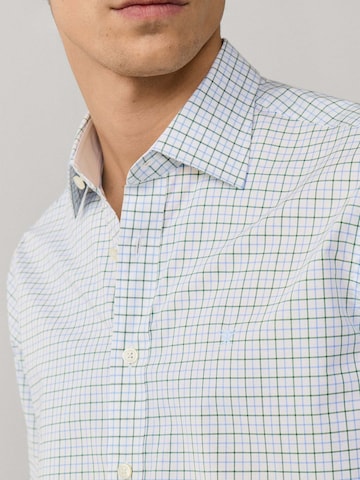 Coupe regular Chemise 'POPLIN TATTERSALL' Hackett London en blanc