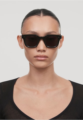 CHIMI Sunglasses in Black