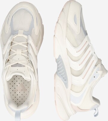 Chaussure de course ADIDAS SPORTSWEAR en blanc