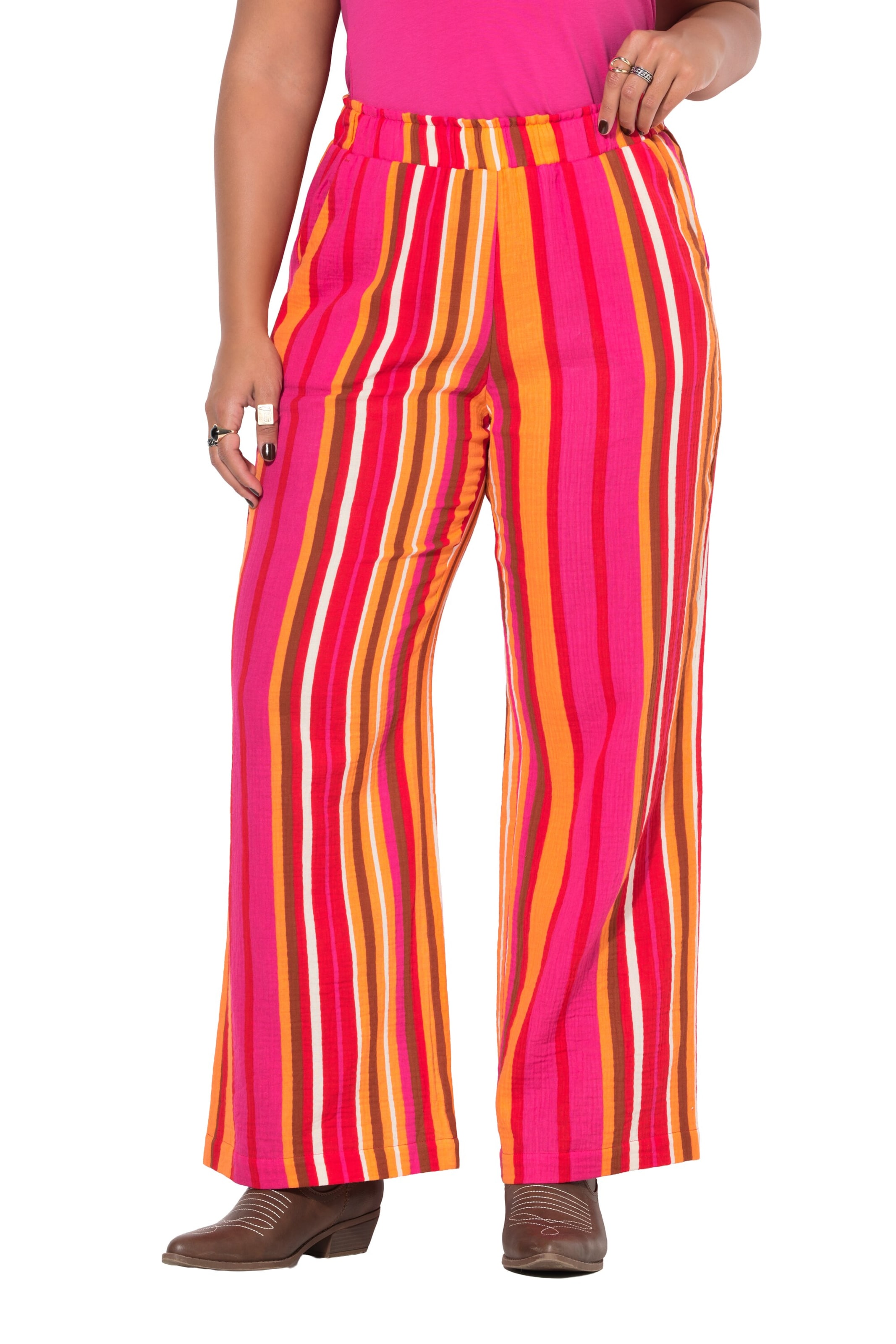 Studio Untold Wide leg Trousers in Pink: front