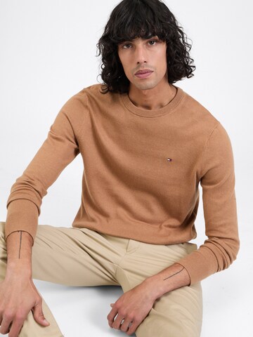 TOMMY HILFIGER Sweater in Brown