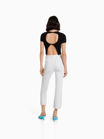 Bershka Flared Jeans i vit