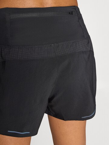 THE NORTH FACE Regular Outdoorshorts 'SUNRISER 3' in Schwarz