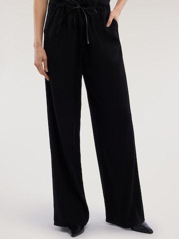 Wide Leg Pantalon Trussardi en noir : devant