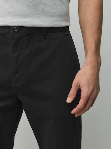 Next - Slimfit Pantalón chino en negro