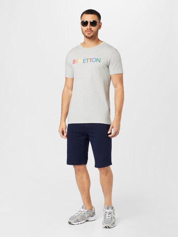 UNITED COLORS OF BENETTON Regular Shorts in Blau