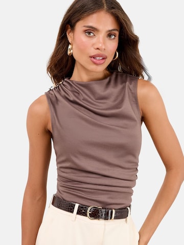 Lipsy Top in Braun: Vorderseite