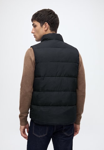 Superdry & Co - Chaleco 'Everest' en negro