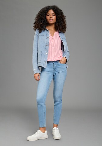 KangaROOS Blouse in Pink