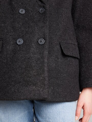 Cappotto di mezza stagione 'VMSWAN EDIE' di VERO MODA in nero