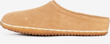 Minnetonka Slipper 'Taylor' in Brown: front