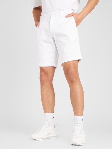 TOMMY HILFIGER Slim fit Chino trousers 'Brooklyn 1985' in White: front