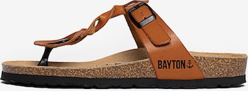 Bayton Teenslipper 'Huelva' in Bruin: voorkant