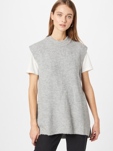 Pull-over OVS en gris : devant