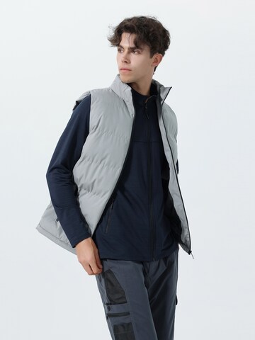 Youthup Vest in Grey