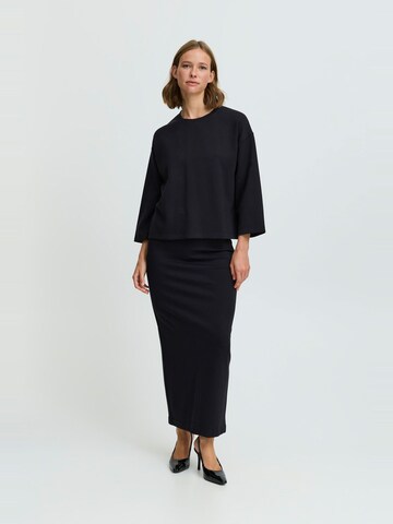 Gonna ' PARRIN ' di b.young in nero