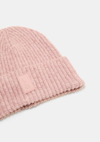 comma casual identity Beanie in Pink