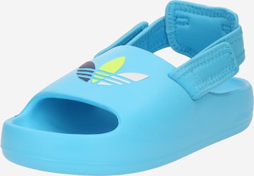 ADIDAS ORIGINALS - Zapatos abiertos 'Adifom Adilette' en azul: frente