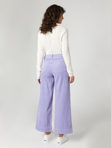 florence by mills exclusive for ABOUT YOU - Pierna ancha Pantalón 'Dandelion' en lila