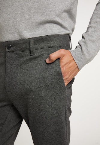 DreiMaster Klassik Slimfit Hose in Grau