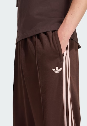 ADIDAS ORIGINALS Baggy Hose in Braun