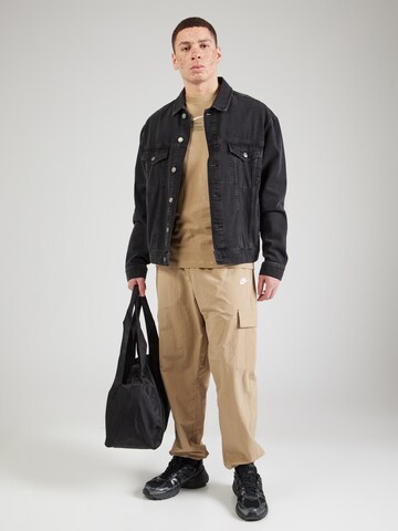 Nike Sportswear Shirt in Beige