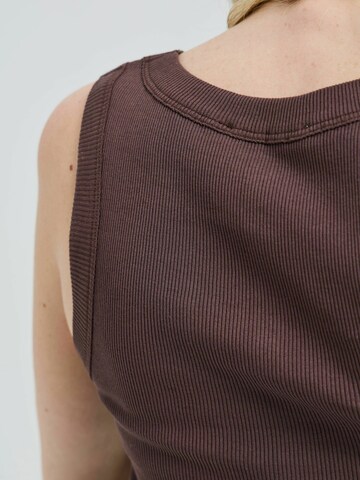 Seamless Basic Top ' Crush ' in Bruin
