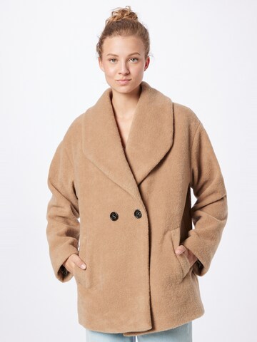 Amber & June Between-Season Jacket in Beige: front