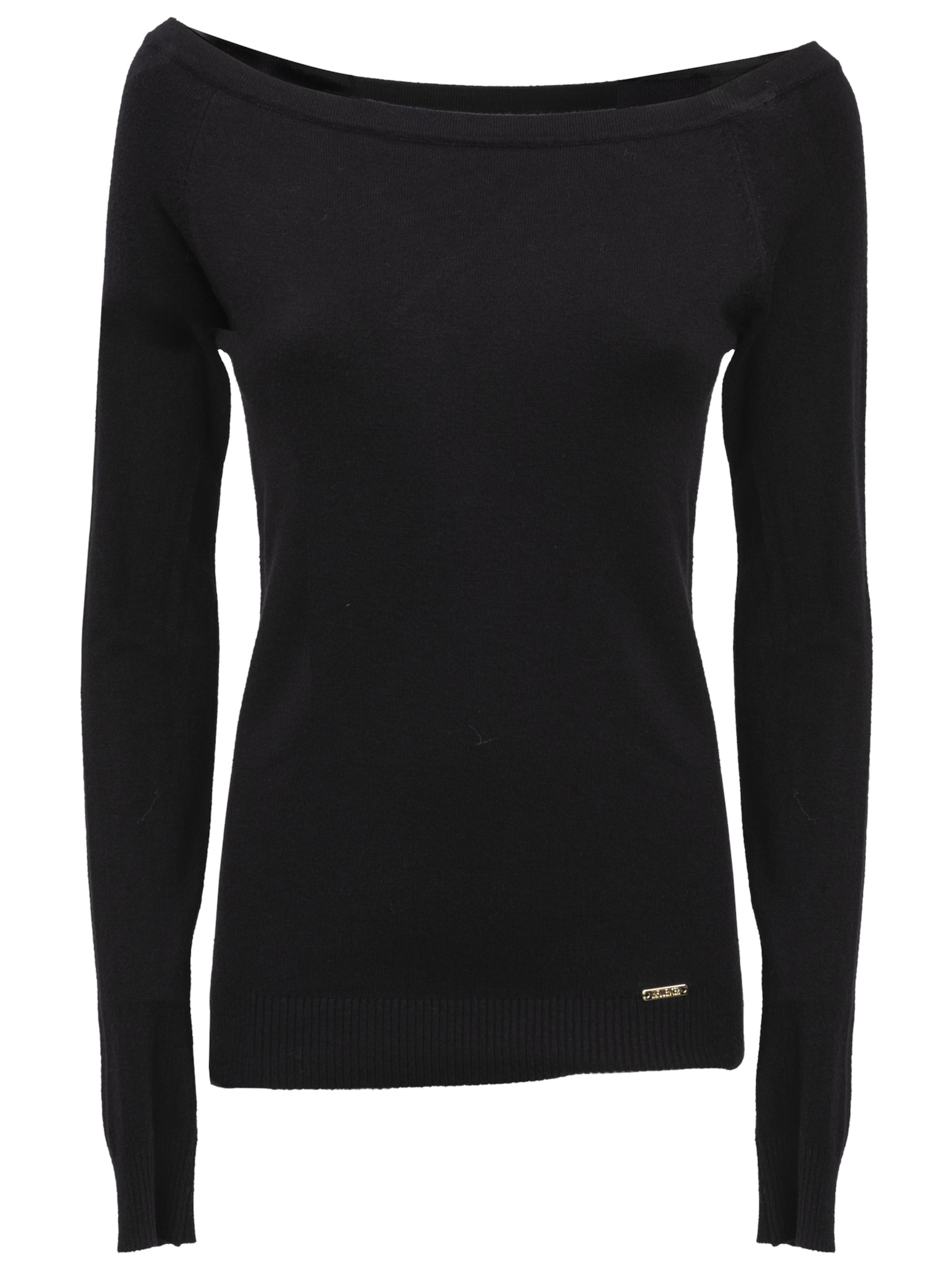 Pullover di Influencer in nero: frontale