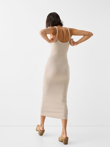 Bershka Kleid in Beige